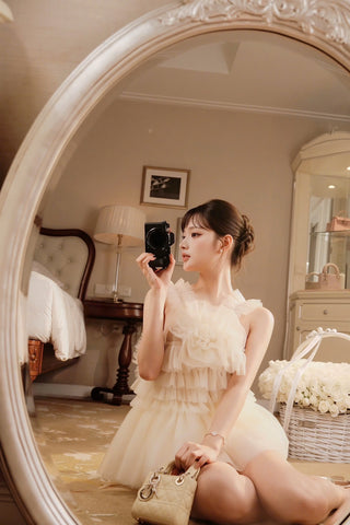B651 Rose Ruffle Set