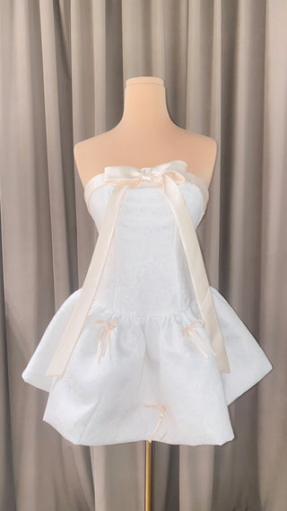 B199 RHAPSODY IN BOW DRESS