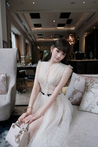 B610 Éloise Pleats Dress