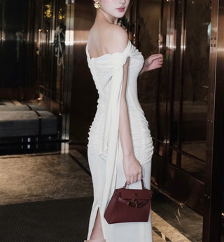 B512 Whispering Body Dress