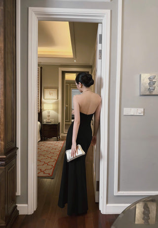 B565 Noir Sirene Dress