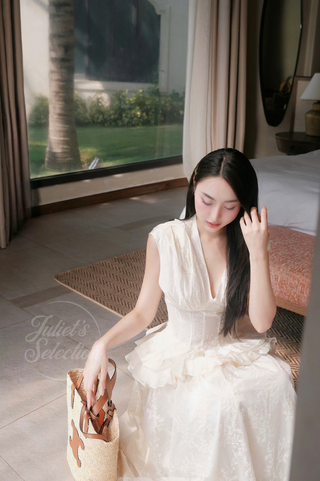 P0057 Ivory Belle Ensemble