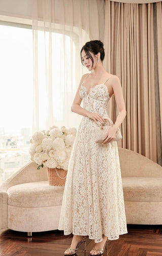 B711 Léonie Lace Dress