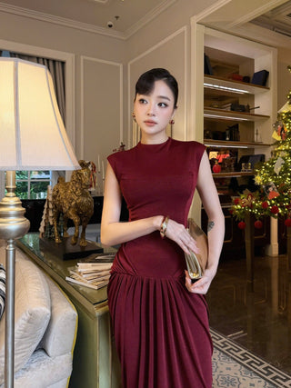 B566 Bordeaux Élise Dress