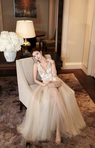 B721 Orchidia Dress