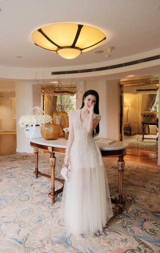 B663 Magnolia Dress