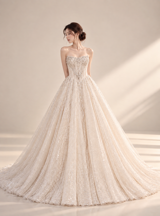 WD0033 Éclat Gown