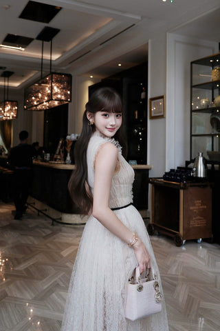 B610 Éloise Pleats Dress