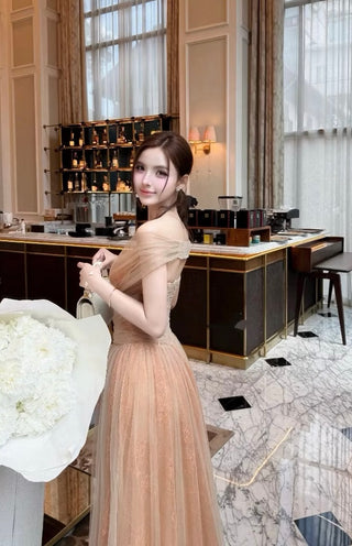 B668 Vivienne Dress