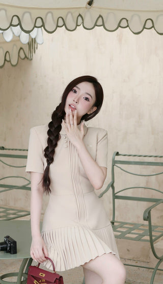 B429 Sunday Poet Dress