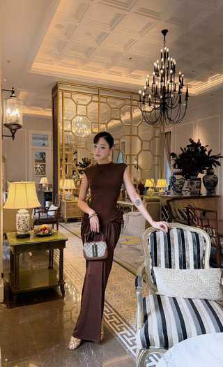 B566 Bordeaux Élise Dress