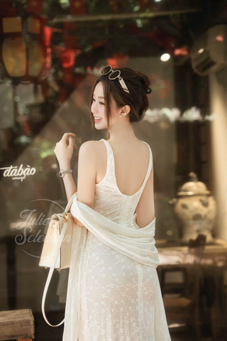 P0200 Floral Lace Midi & Scaft