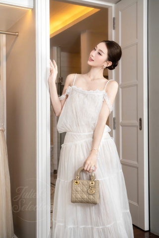 B438 Whisper Lace Set