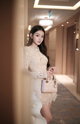 P0426 Daisy Lace Dress