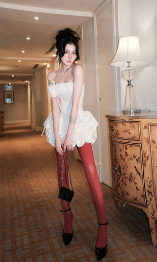 A353 CLOVER KISS GOWN