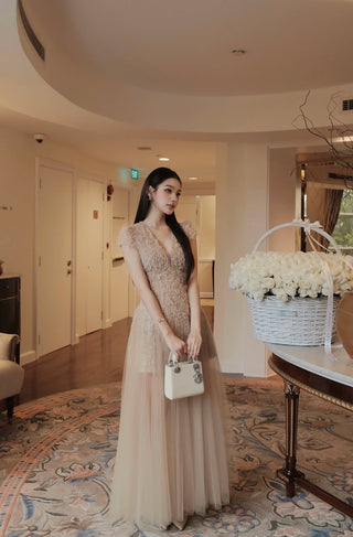 B663 Magnolia Dress