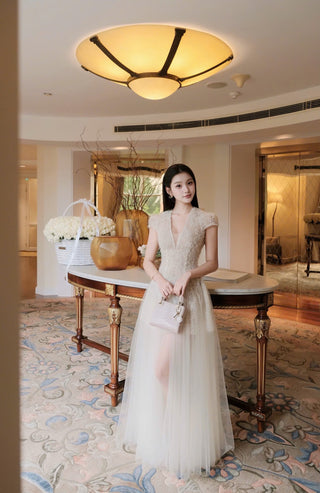 B663 Magnolia Dress