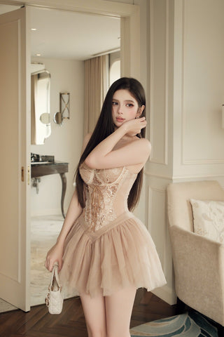 B647 Isabelle Dress