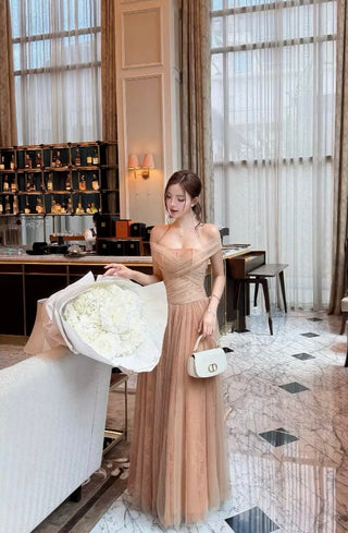 B668 Vivienne Dress