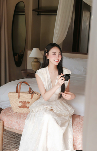 P0057 Ivory Belle Ensemble