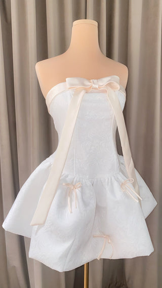 B199 RHAPSODY IN BOW DRESS