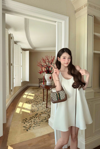 B536 Rose & Babydoll