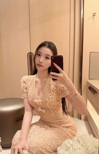 P0504 Lace Midi Dress