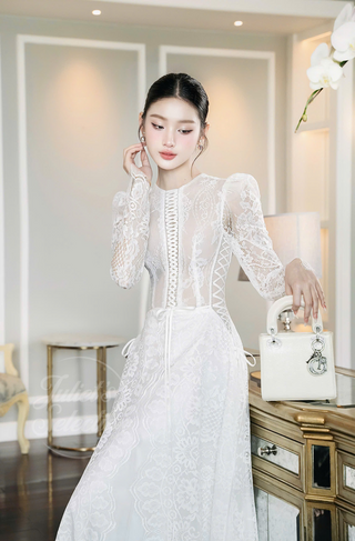 B511 Lace Midi Dress