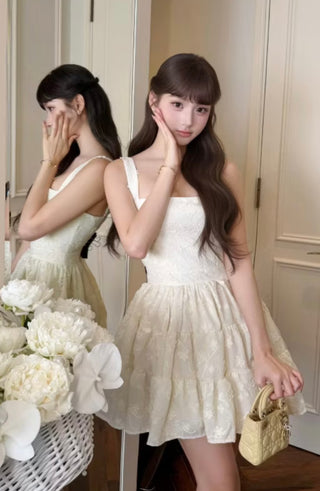 B704 Lucie Dress