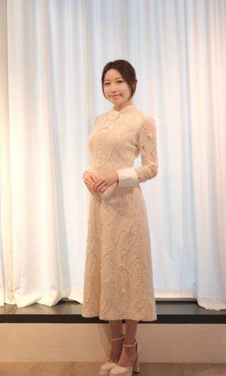 EC012 VINTAGE PARISIAN DRESS