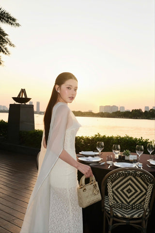 B605 Roseé Lace Dress