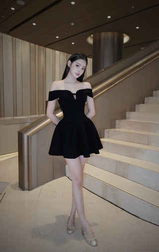 P0420 Ribbon Mini Dress