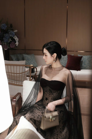 P0439 Corset Black Gown