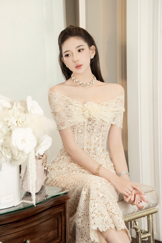 B492 LIORA LACE MIDI