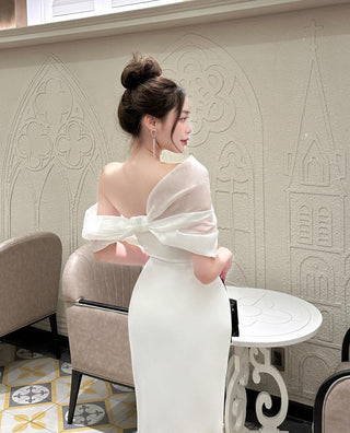 B051 LADY IN ROMANCE DRESS