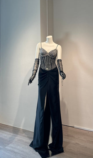 AA0069 DARKSIDE LEAGUES GOWN