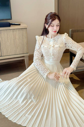 B186 HEIRLOOM LACE DRESS